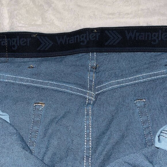 Wrangler Jeans Men 36x29 Blue Denim Regular Fit Stretch Pockets Premium Quality - Picture 2 of 10